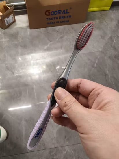 OEM 성인용 칫솔, 퍼스널 케어용 프리미엄 부드러운 강모 칫솔